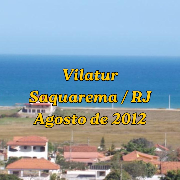Um Dia Inesquecível em Vilatur: Asfalto, Natureza e o Pôr do Sol de 25/08/2012 Vista panorâmica da praia de Vilatur com águas calmas e mar azul turquesa em 25 de agosto de 2012.