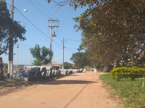 Início das obras na Estrada dos Cajueiros