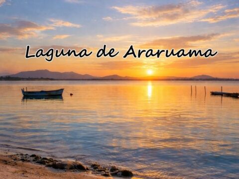 Laguna de Araruama: Um Tesouro Natural da Região dos Lagos Pôr do Sol na Laguna de Araruama