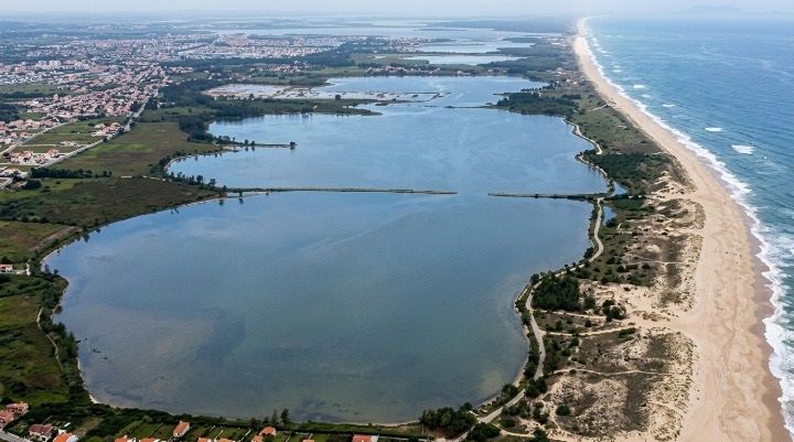 Lagoa vermelha - Vilatur (Saquarema/RJ).