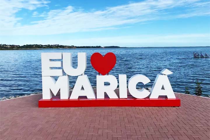 Pontos Turísticos de Maricá O município de Maricá, na Região dos Lagos do Rio de Janeiro, oferece recursos naturais em abundância e de beleza singular.